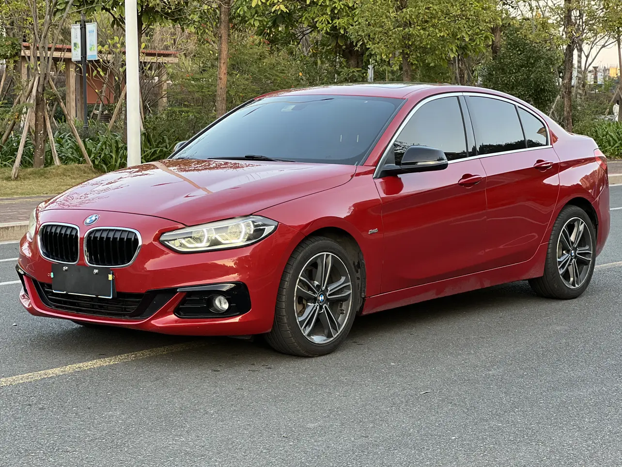 BMW 1 Series  из Китая