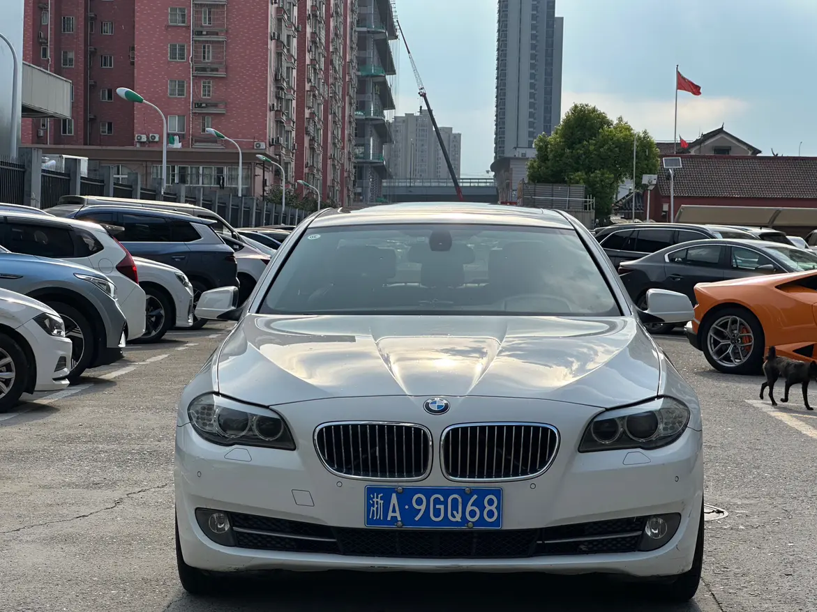 BMW 5 Series  из Китая