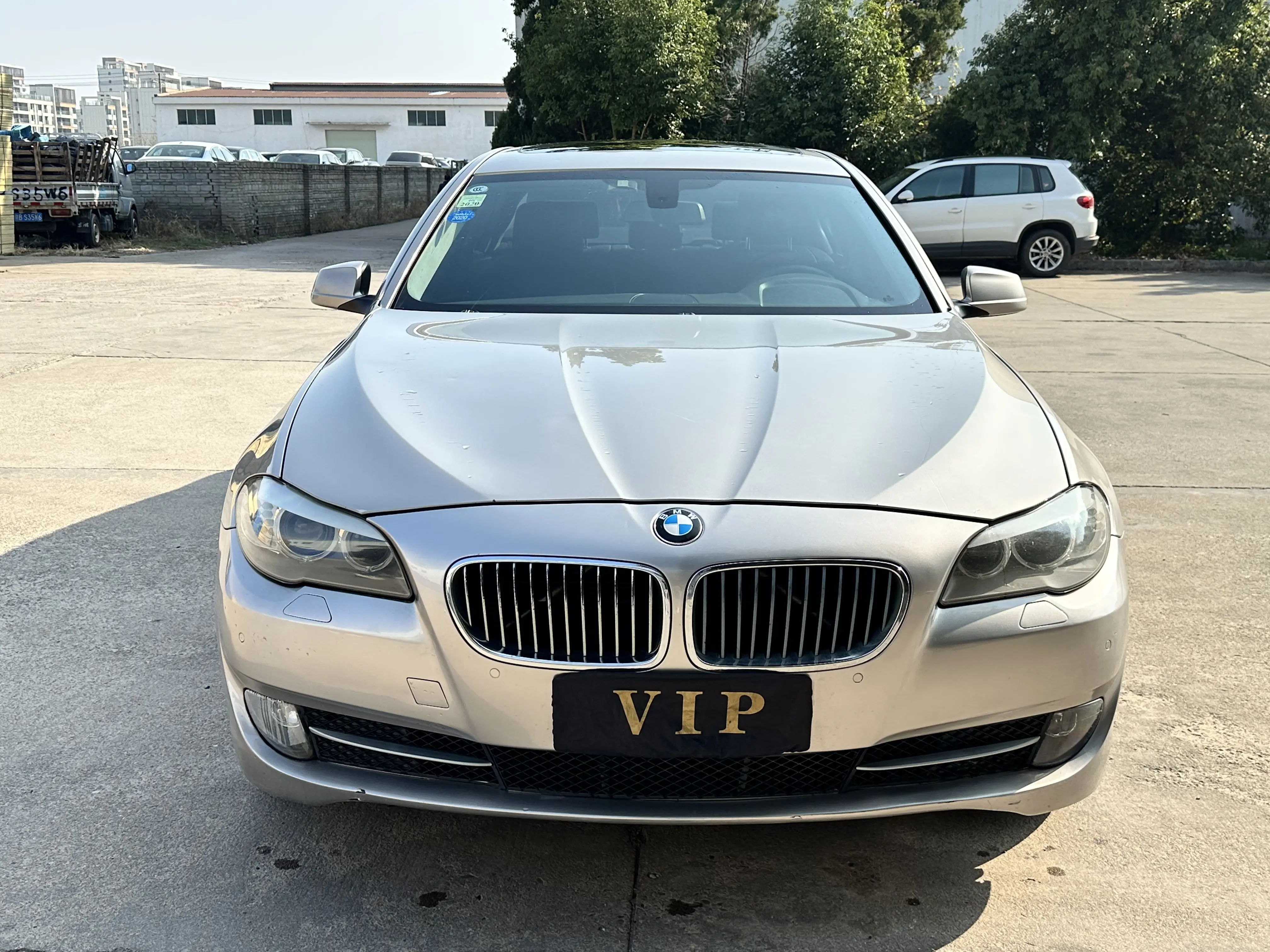 BMW 5 Series  из Китая