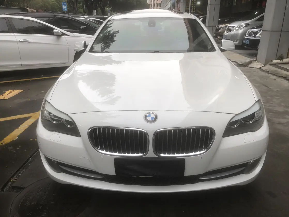 BMW 5 Series  из Китая