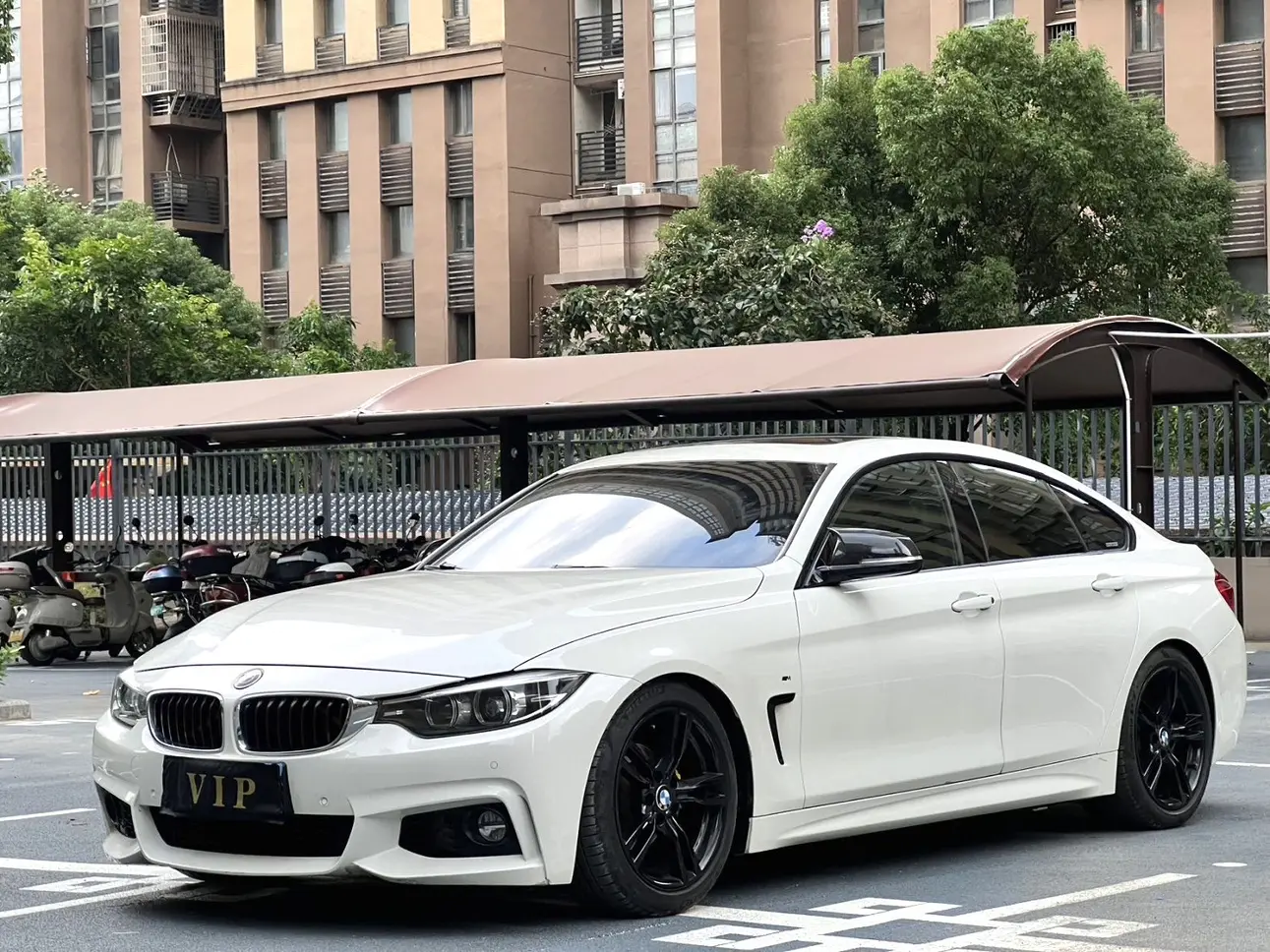 BMW 4 Series  из Китая