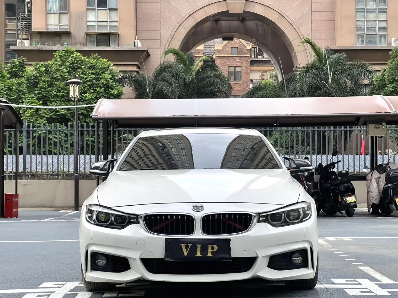 BMW 4 Series  из Китая