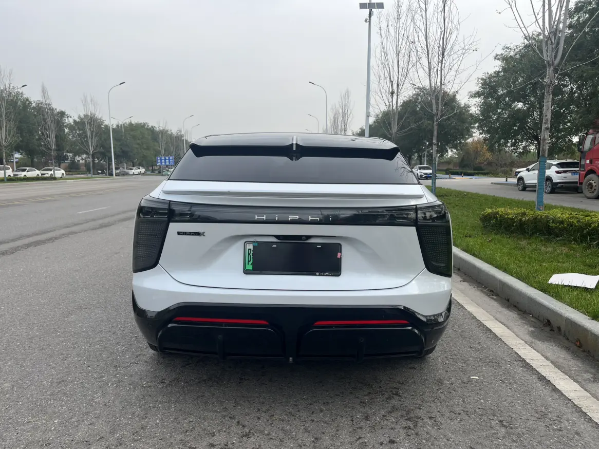 HiPhi X  из Китая