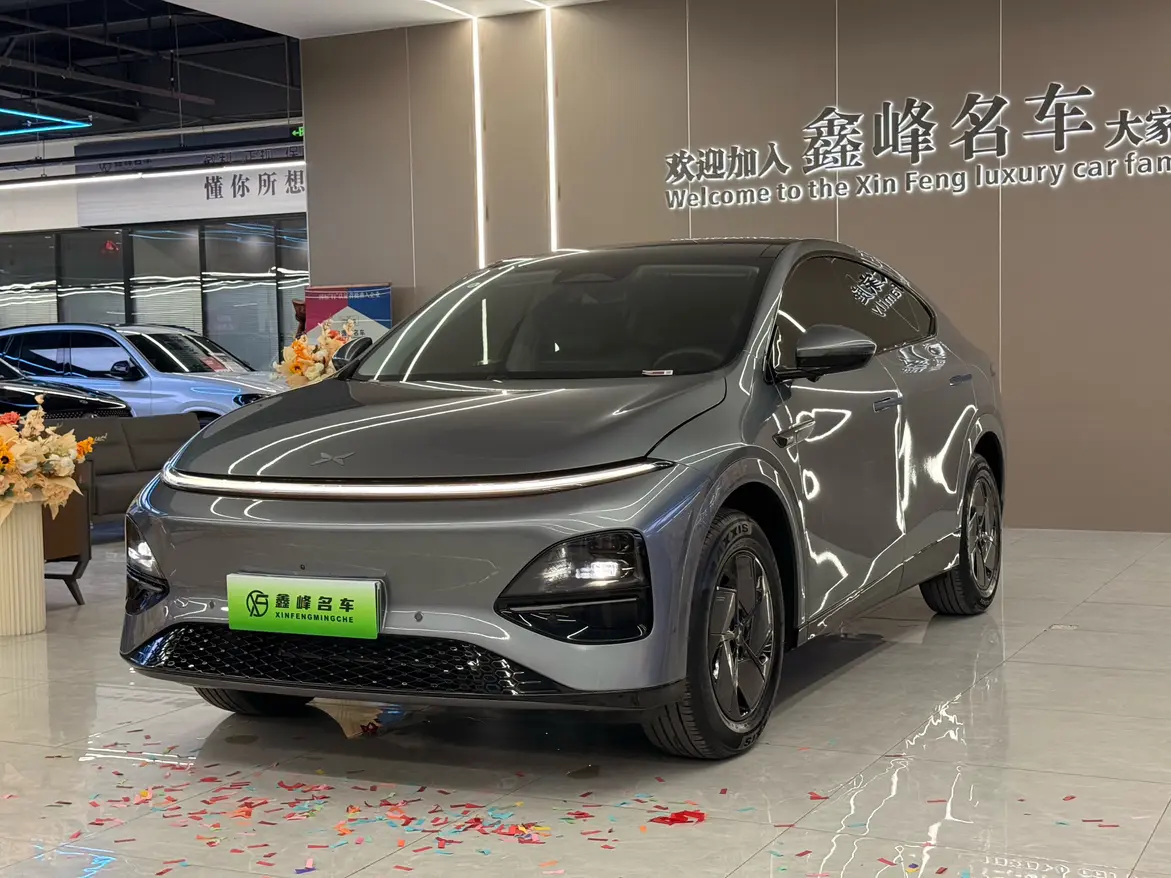 Xpeng G6  из Китая