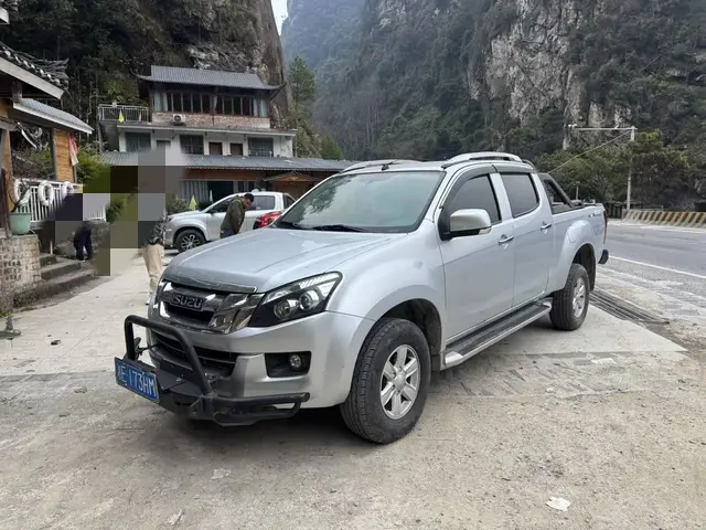 Isuzu Suzutaku  из Китая
