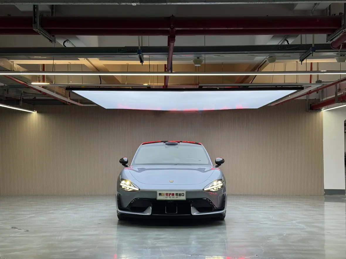 Xiaomi car Xiaomi SU7 Ultra  из Китая