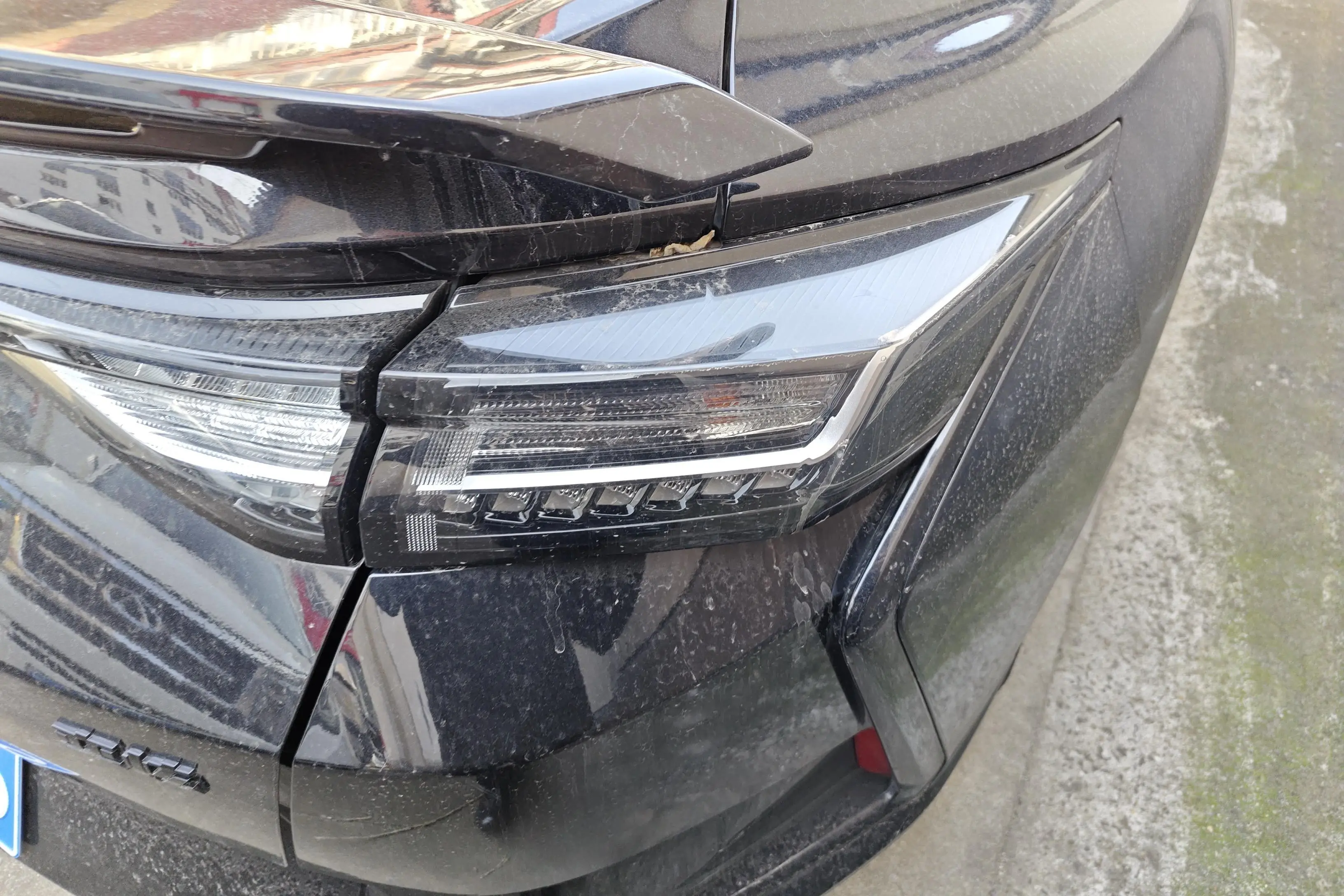 Dongfeng Yixuan  из Китая