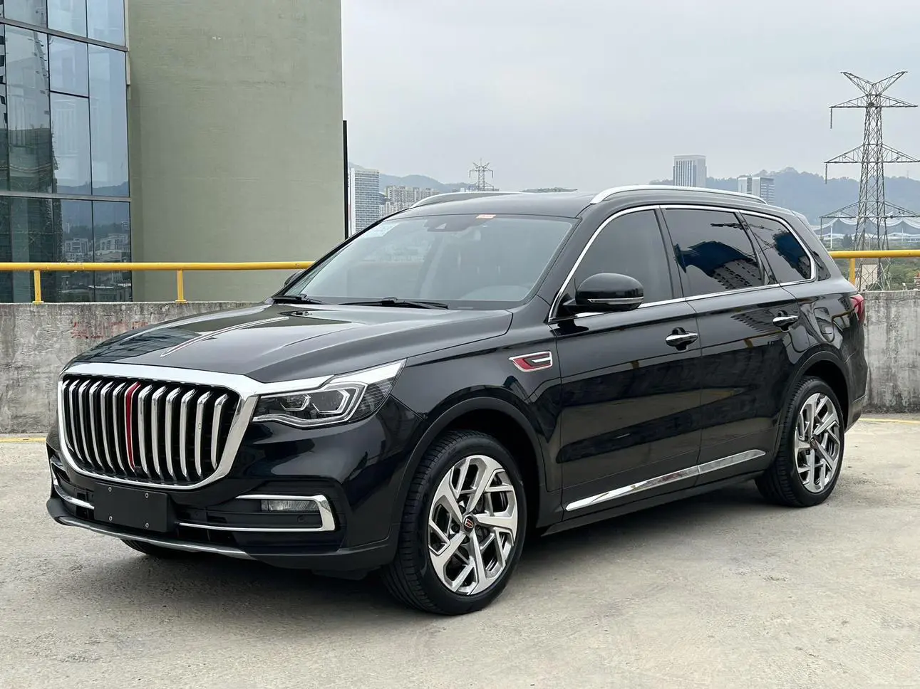 Hongqi HS7  из Китая