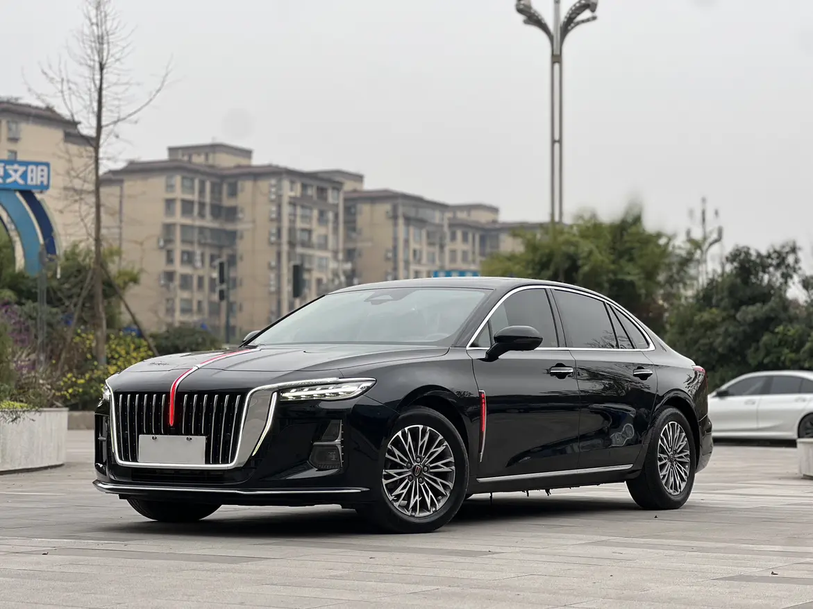 Hongqi H5  из Китая