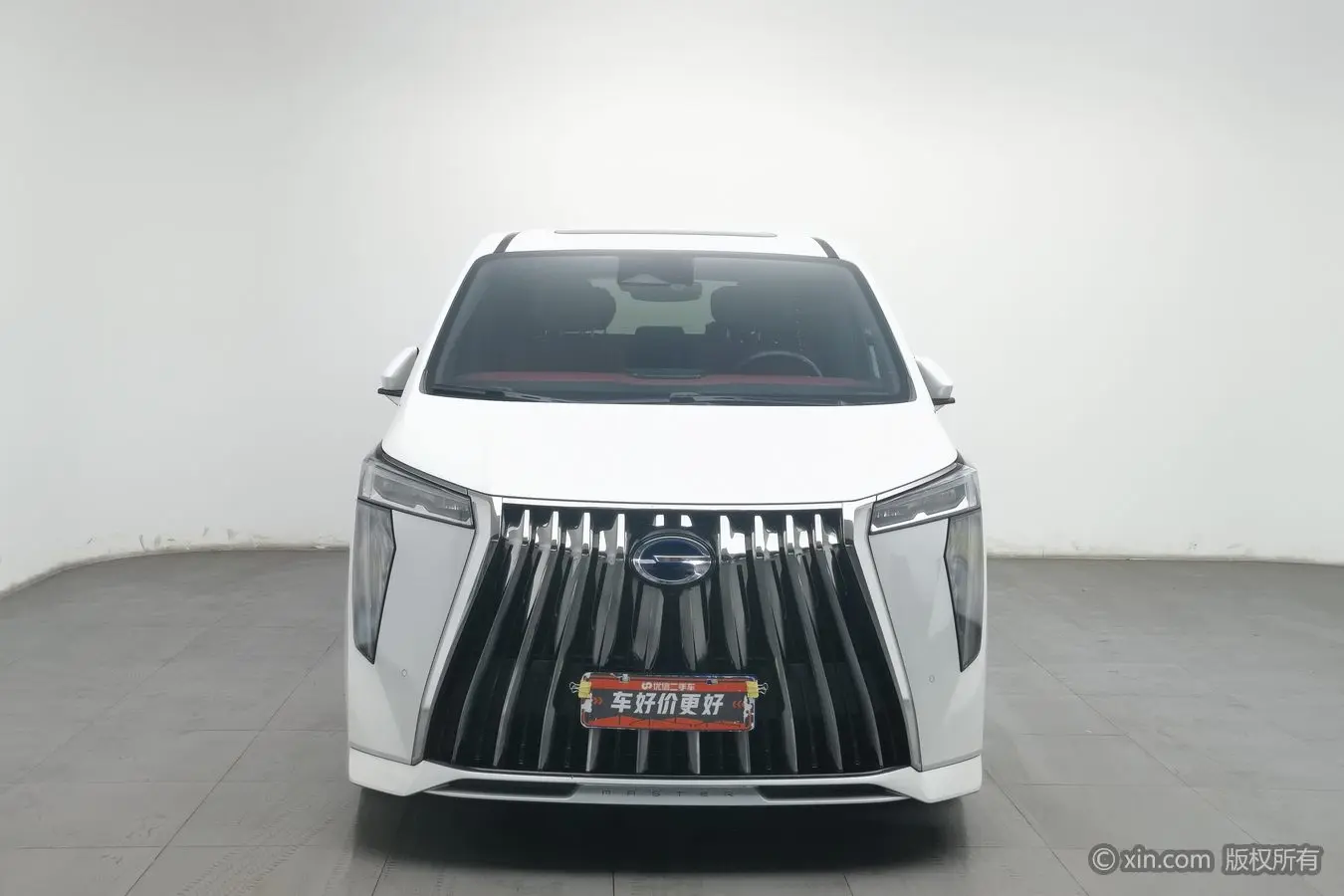 GAC Trumpchi M8  из Китая