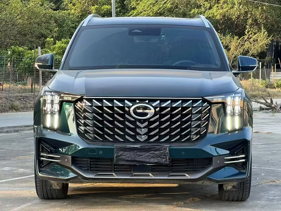 GAC Trumpchi GS8  из Китая