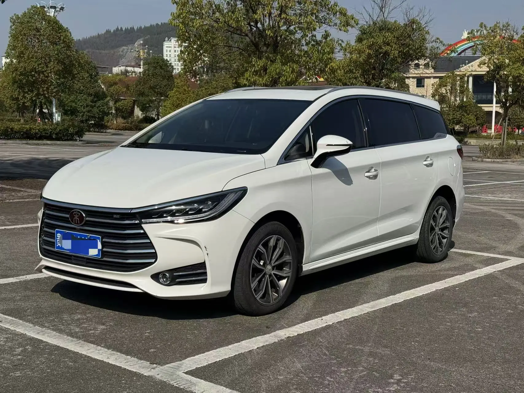 BYD Song MAX  из Китая