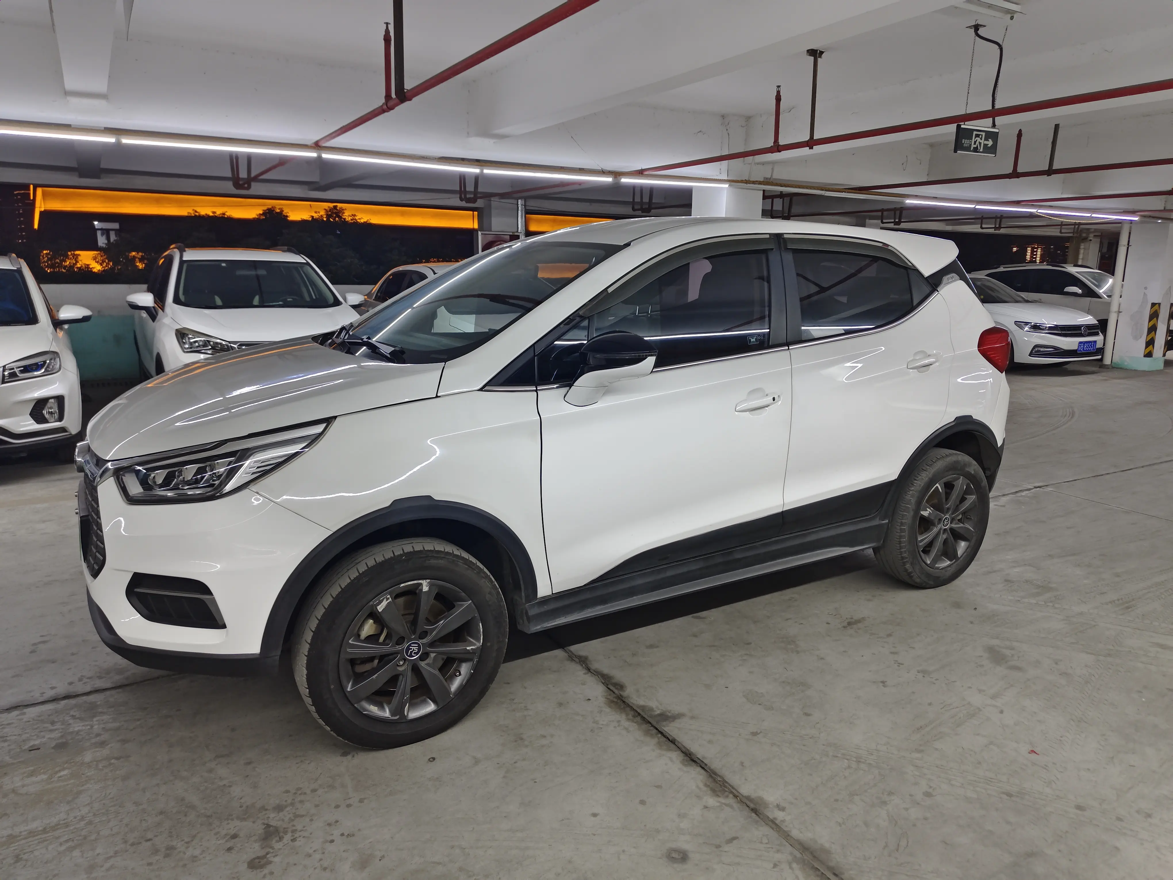 BYD Yuan EV  из Китая