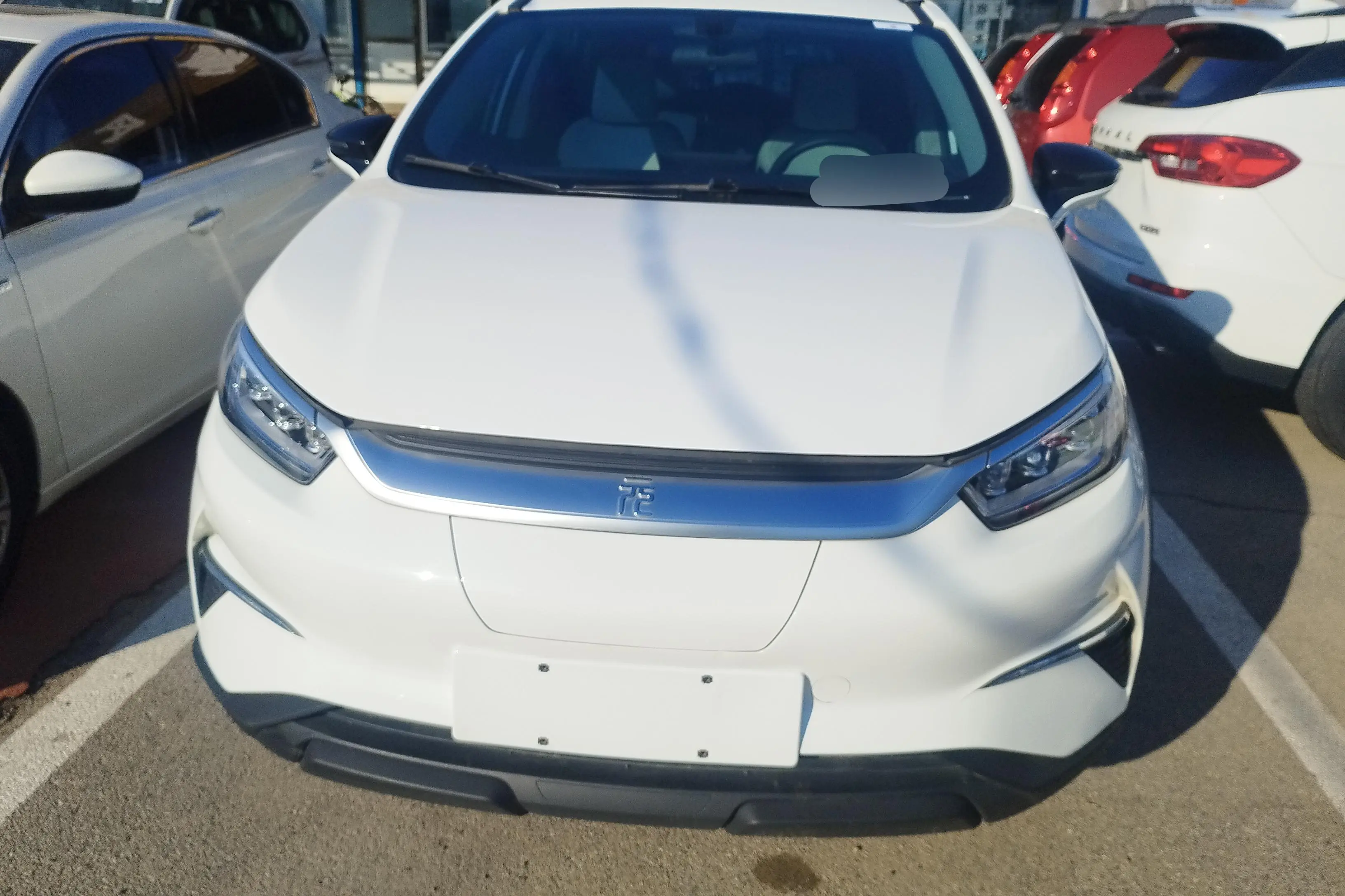 BYD Yuan Pro  из Китая