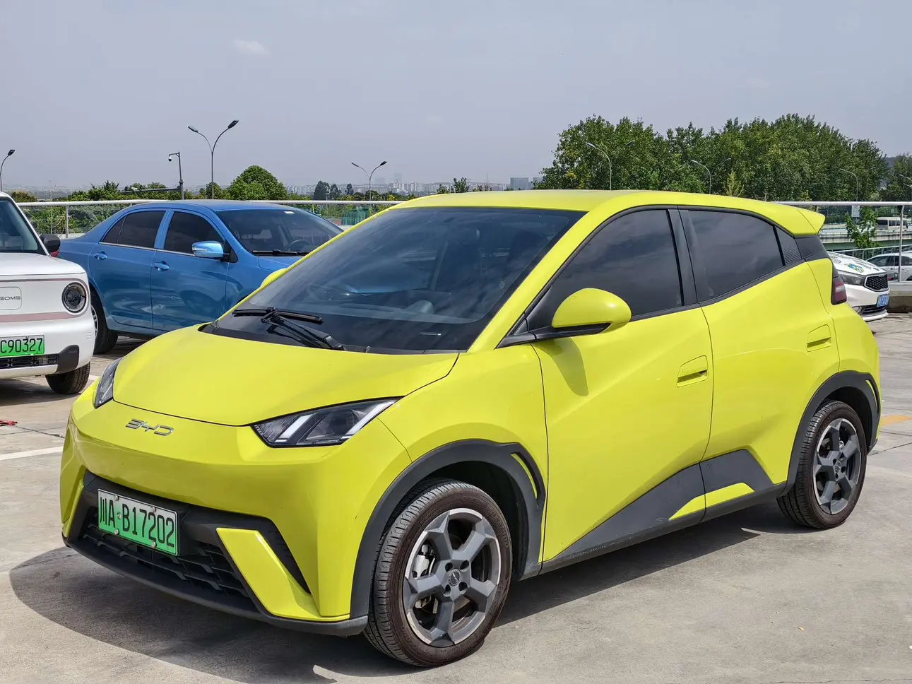 BYD Seagull  из Китая