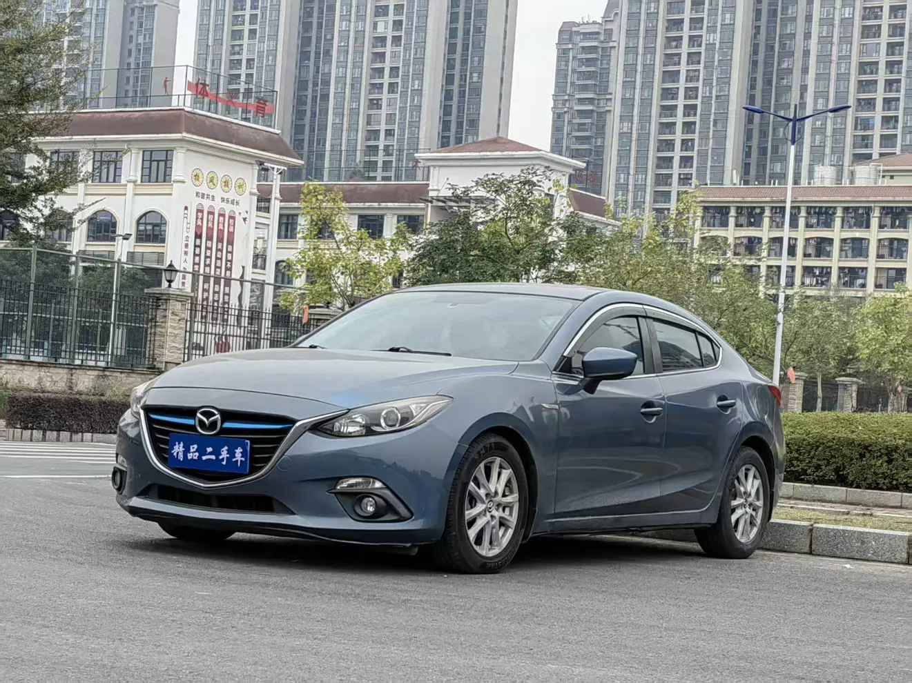 Mazda Axela (Mazda3)  из Китая