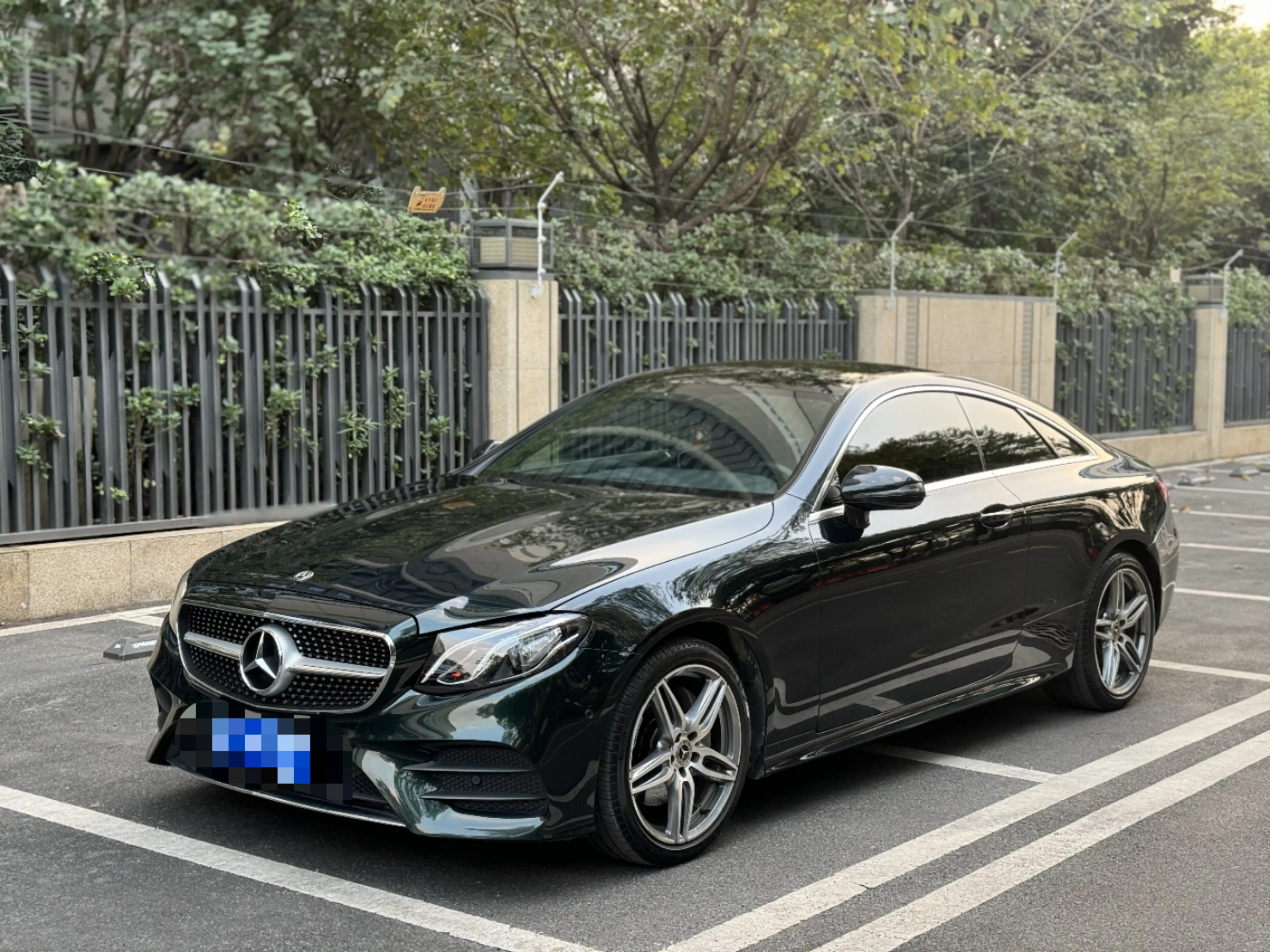 Mercedes-Benz E-Class  из Китая