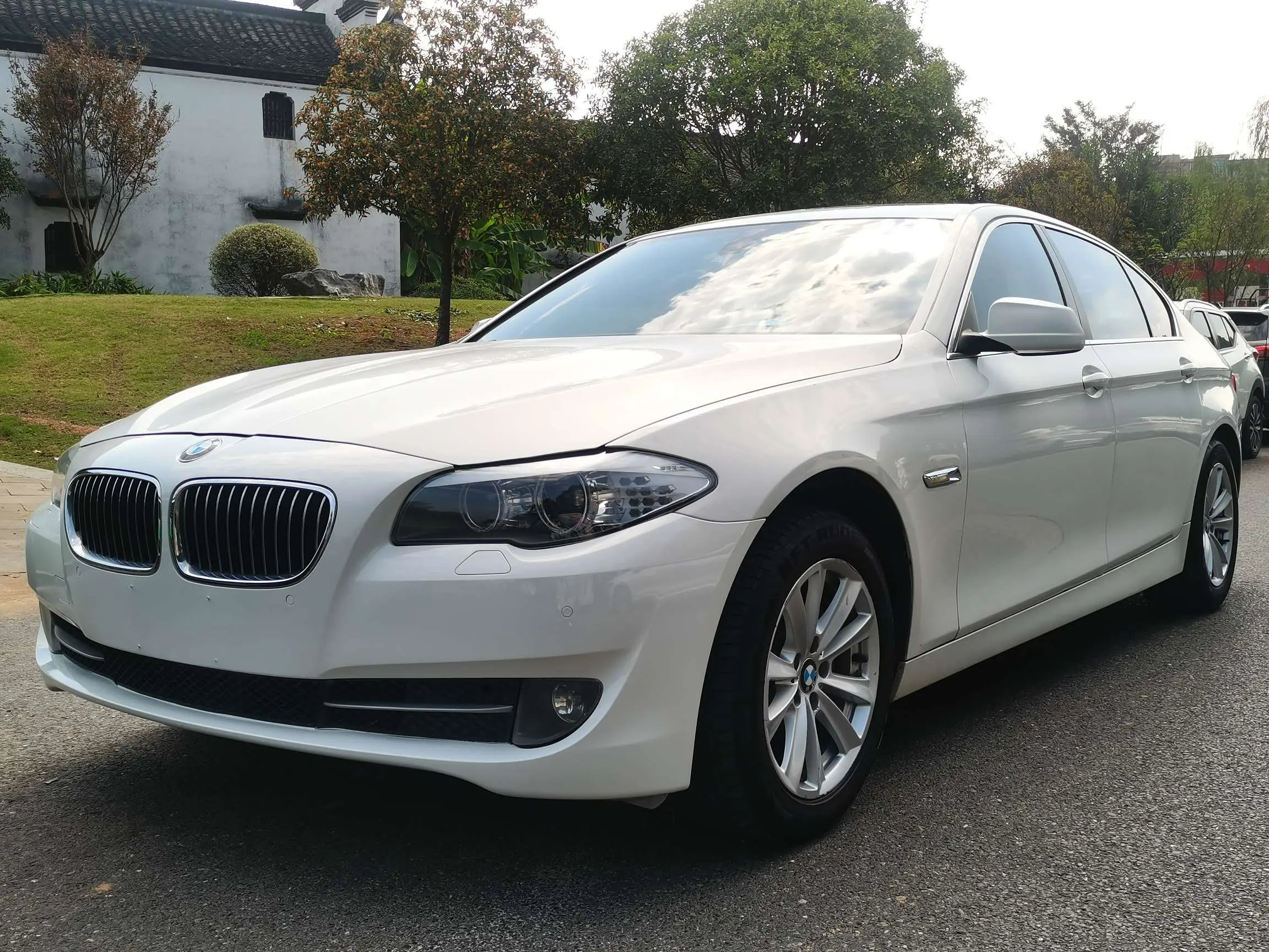 BMW 5 Series  из Китая