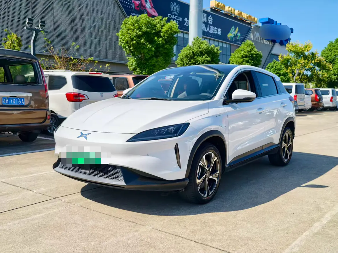 Xpeng G3  из Китая