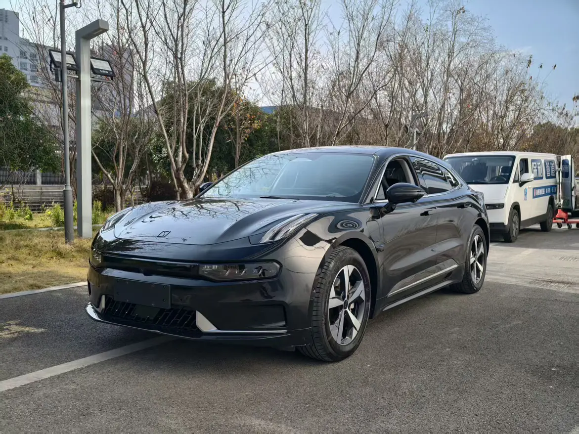 ZEEKR 001  из Китая