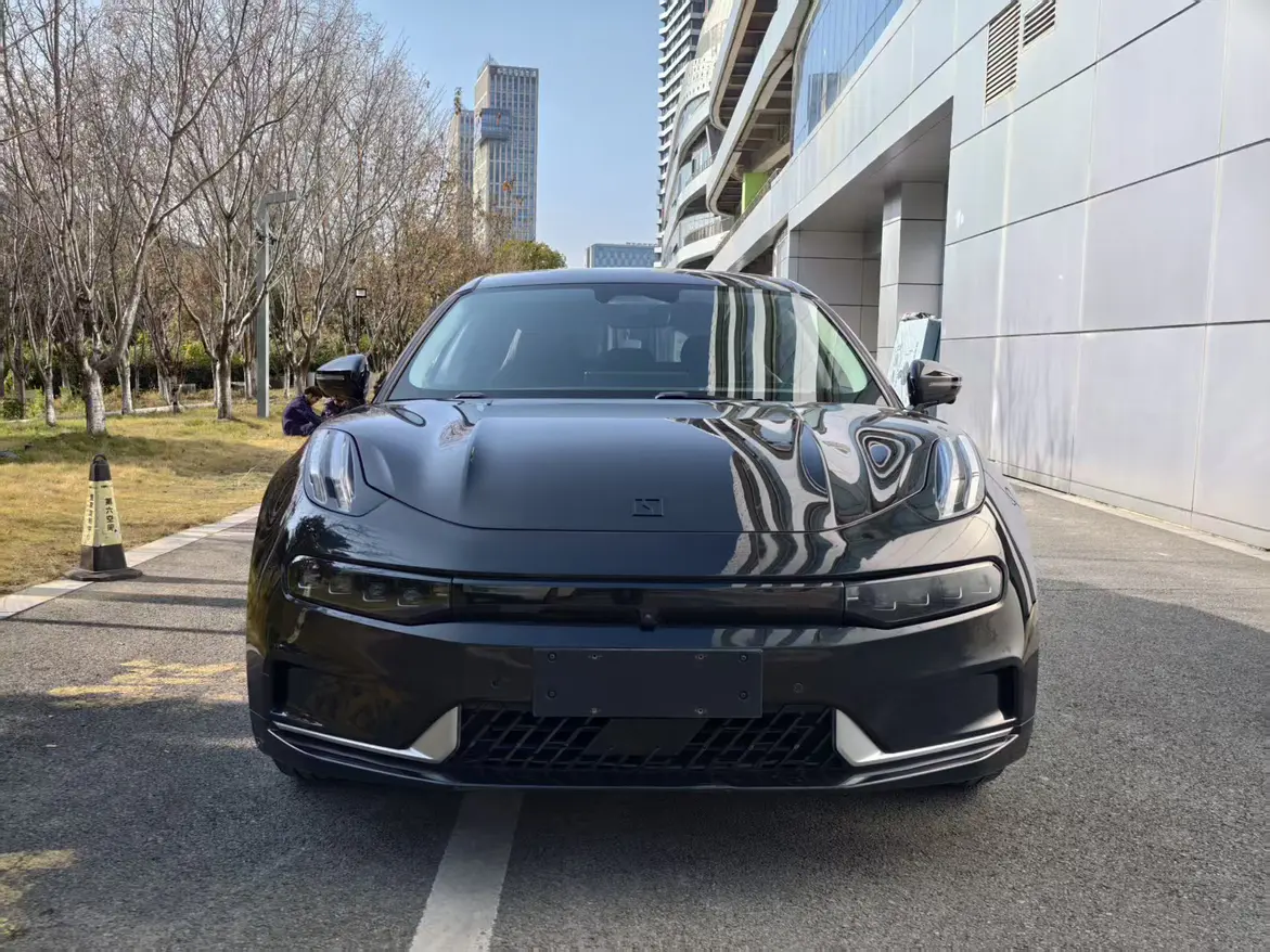 ZEEKR 001  из Китая