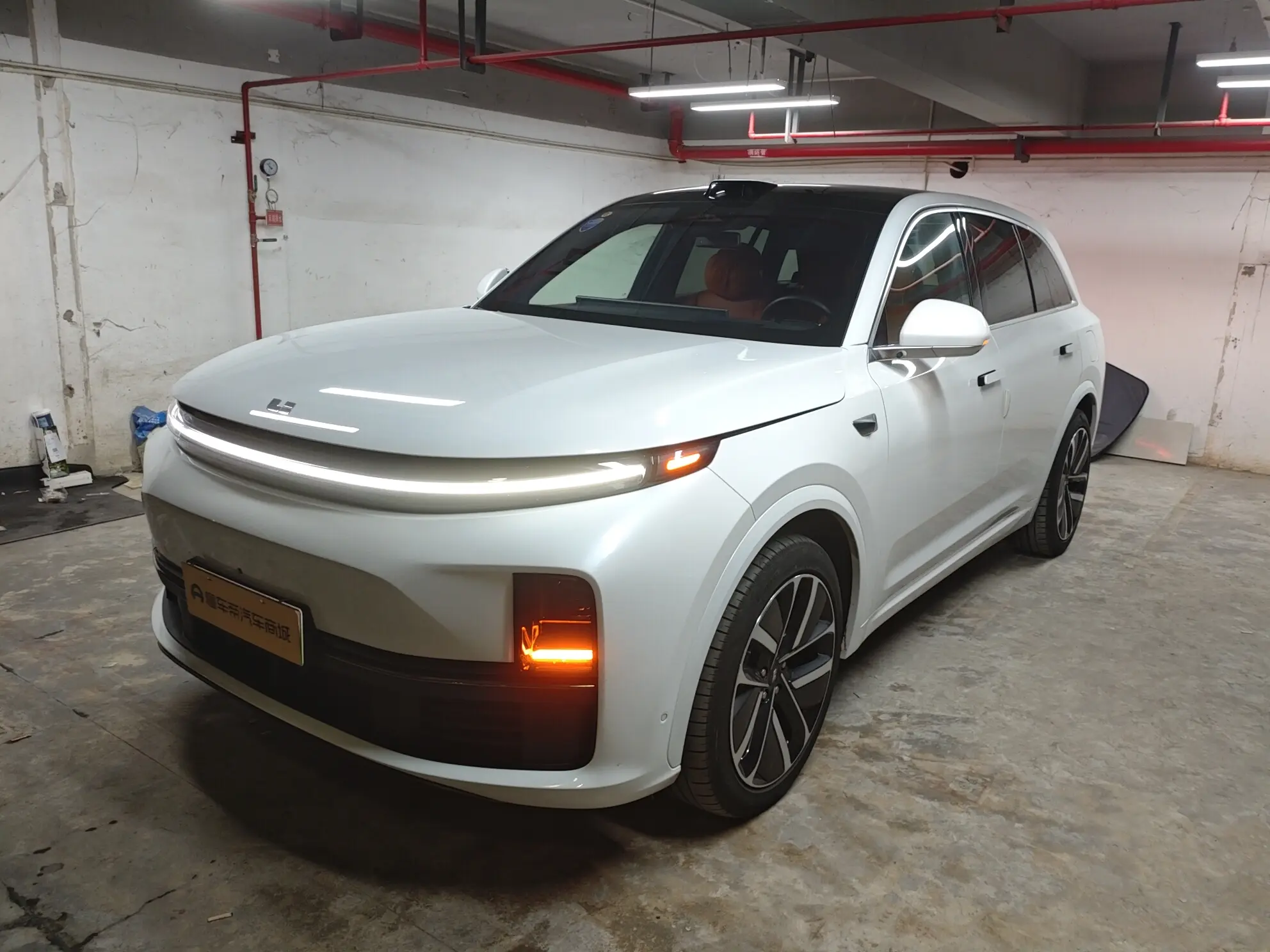 Li L7 (Ideal L7)  из Китая