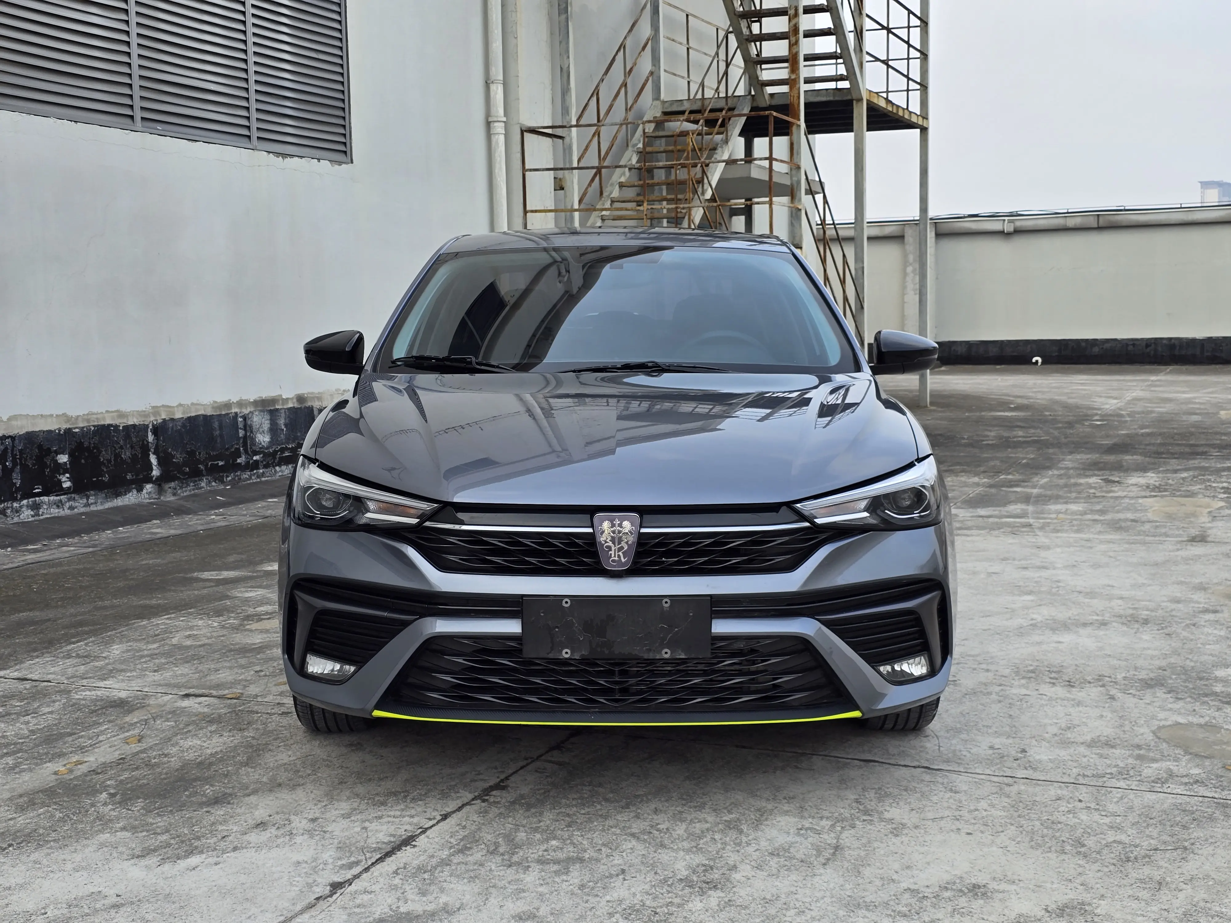 Roewe i5  из Китая