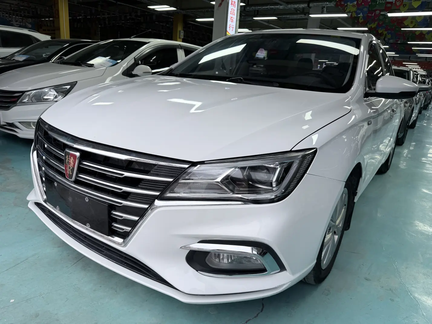 Roewe i5  из Китая