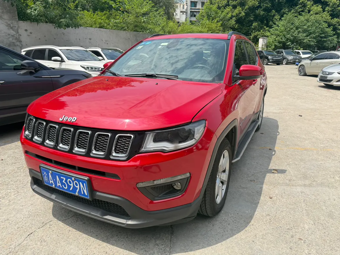 Jeep Guide to  из Китая