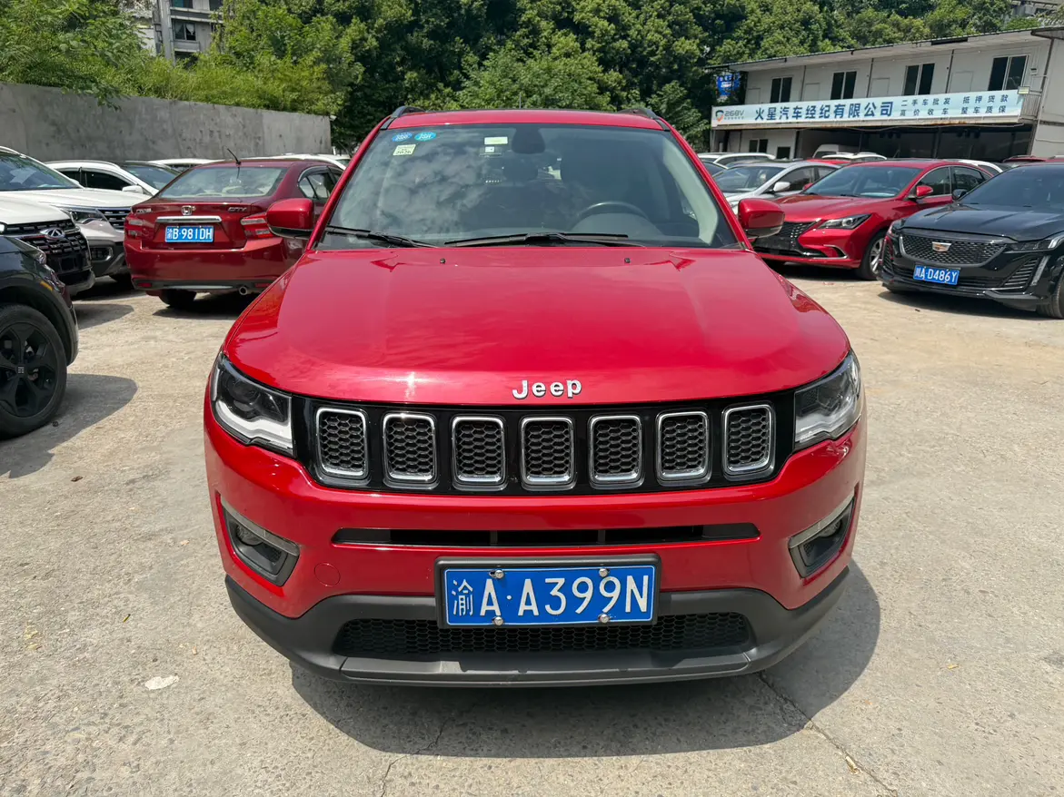 Jeep Guide to  из Китая