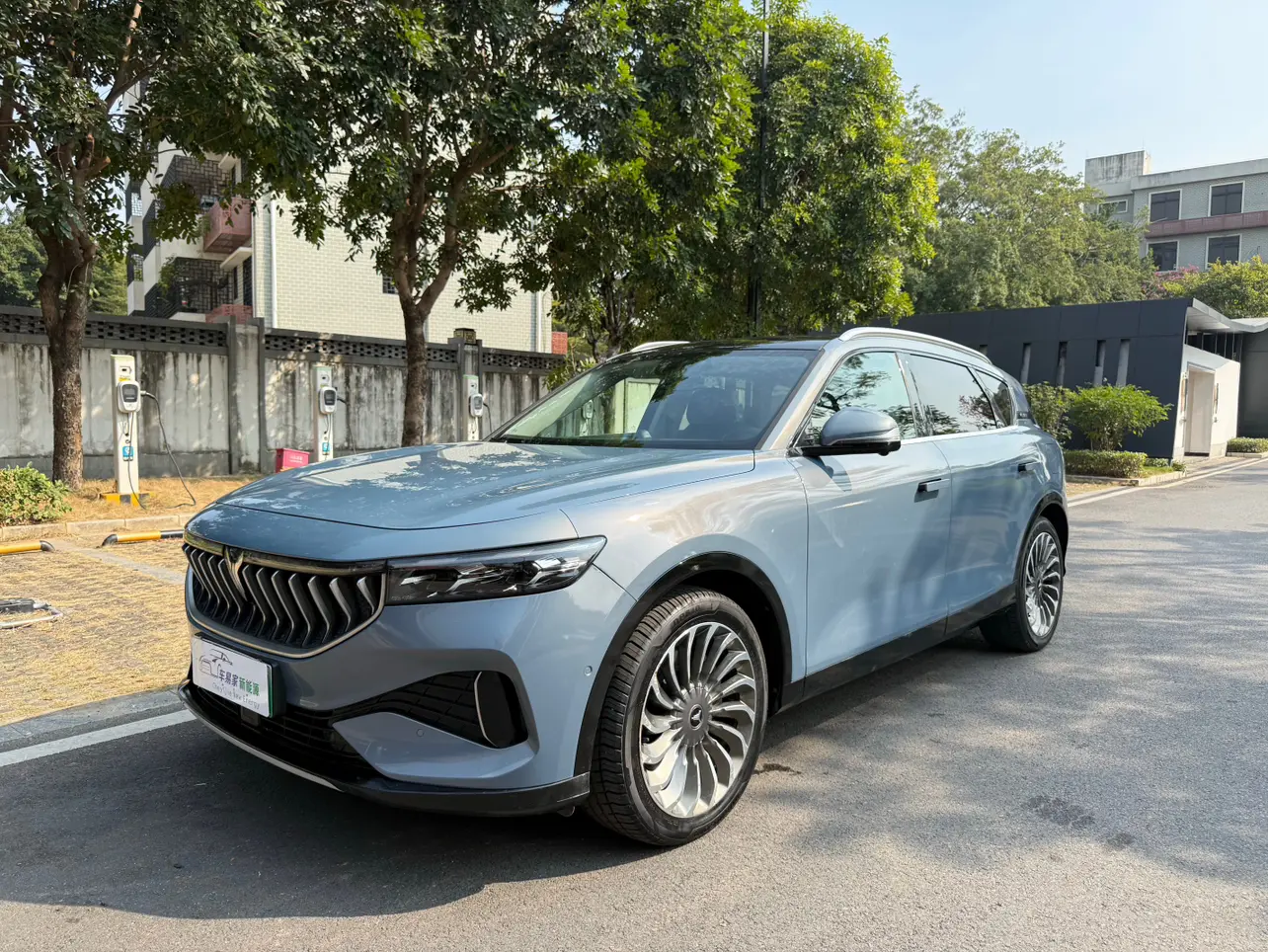 Voyah Lantu FREE  из Китая