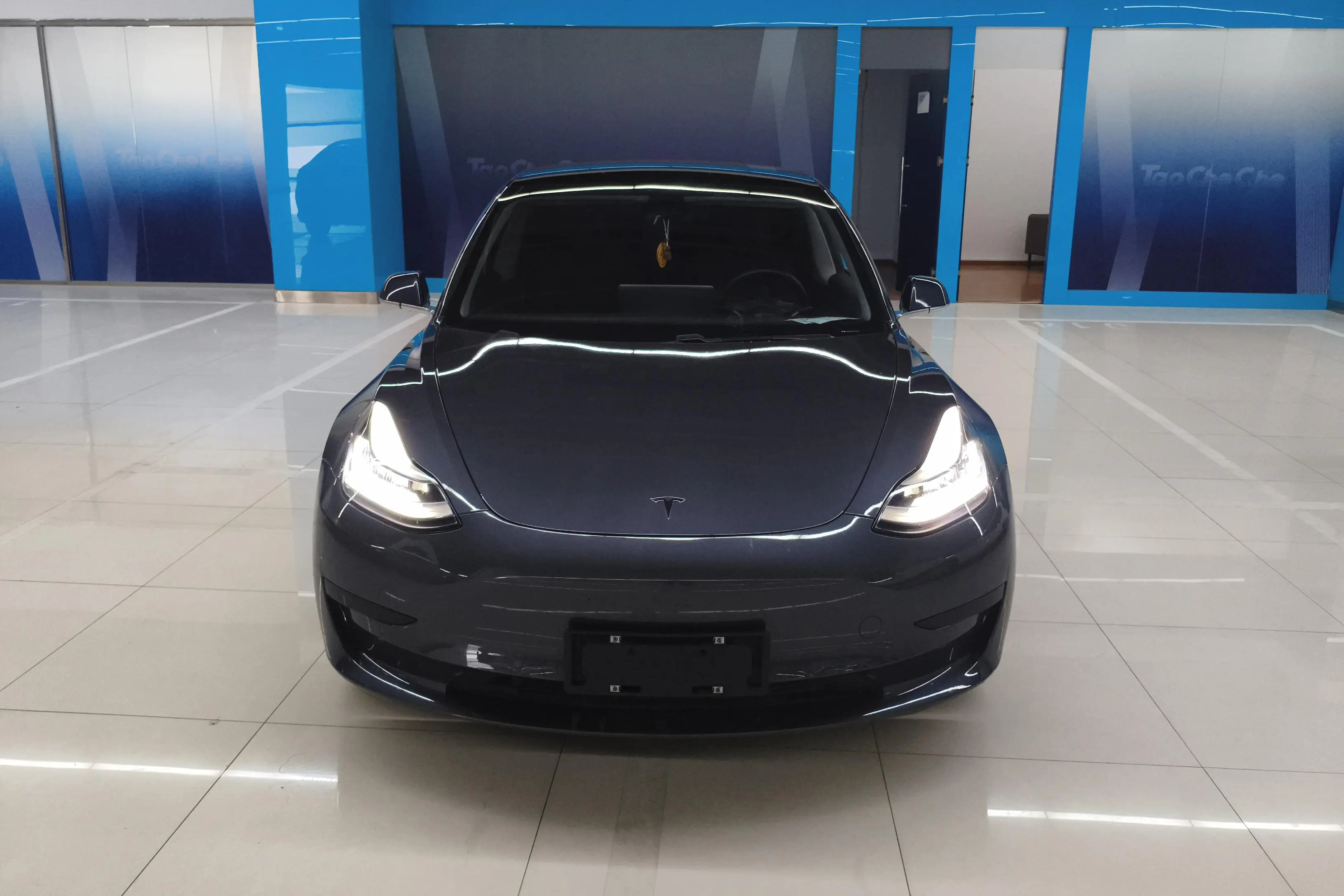 Tesla Model 3  из Китая