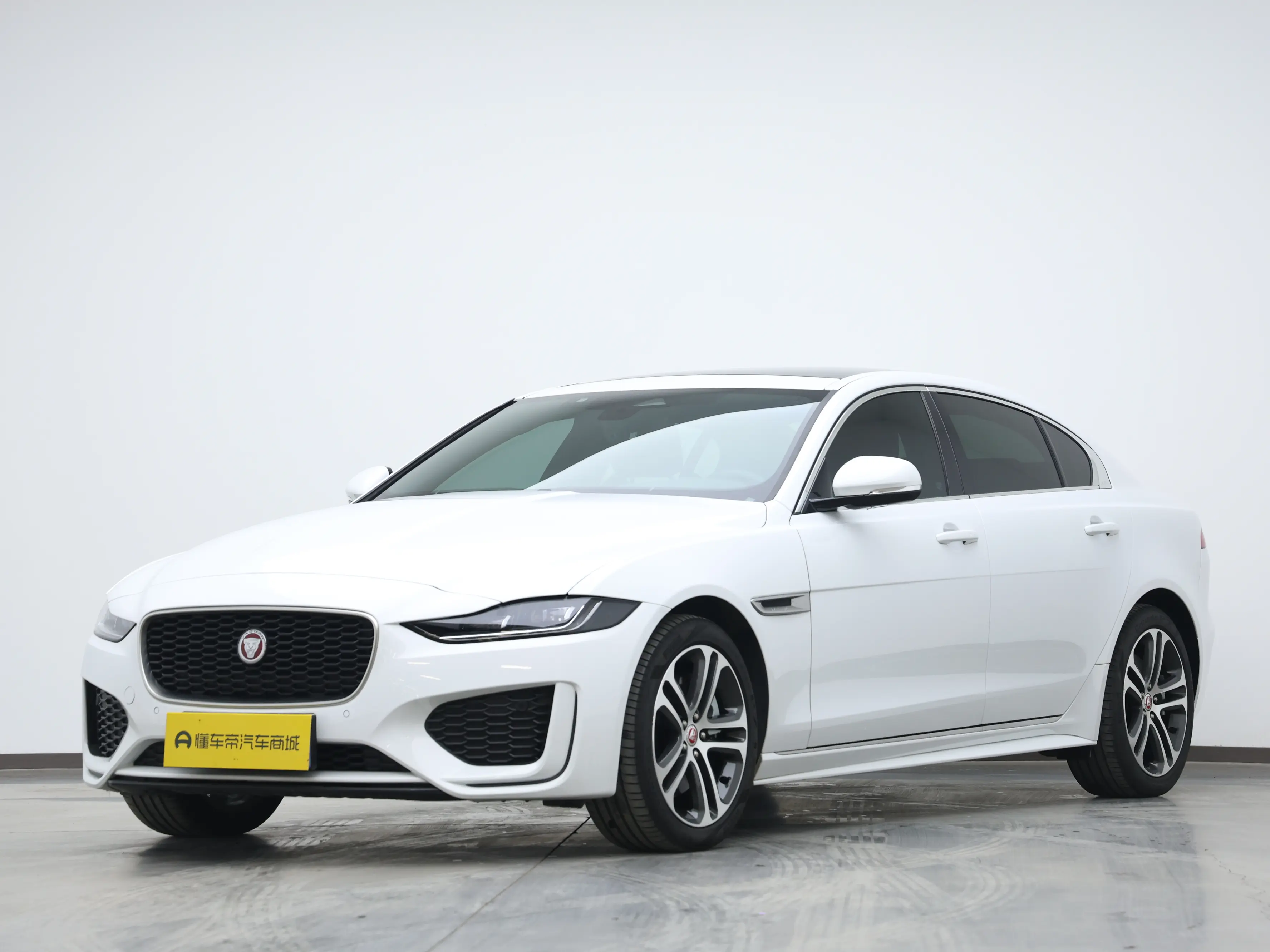 Jaguar XEL  из Китая