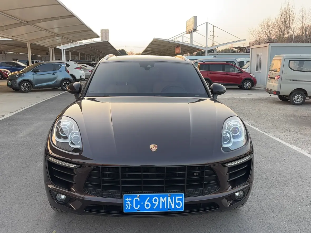 Porsche Macan  из Китая