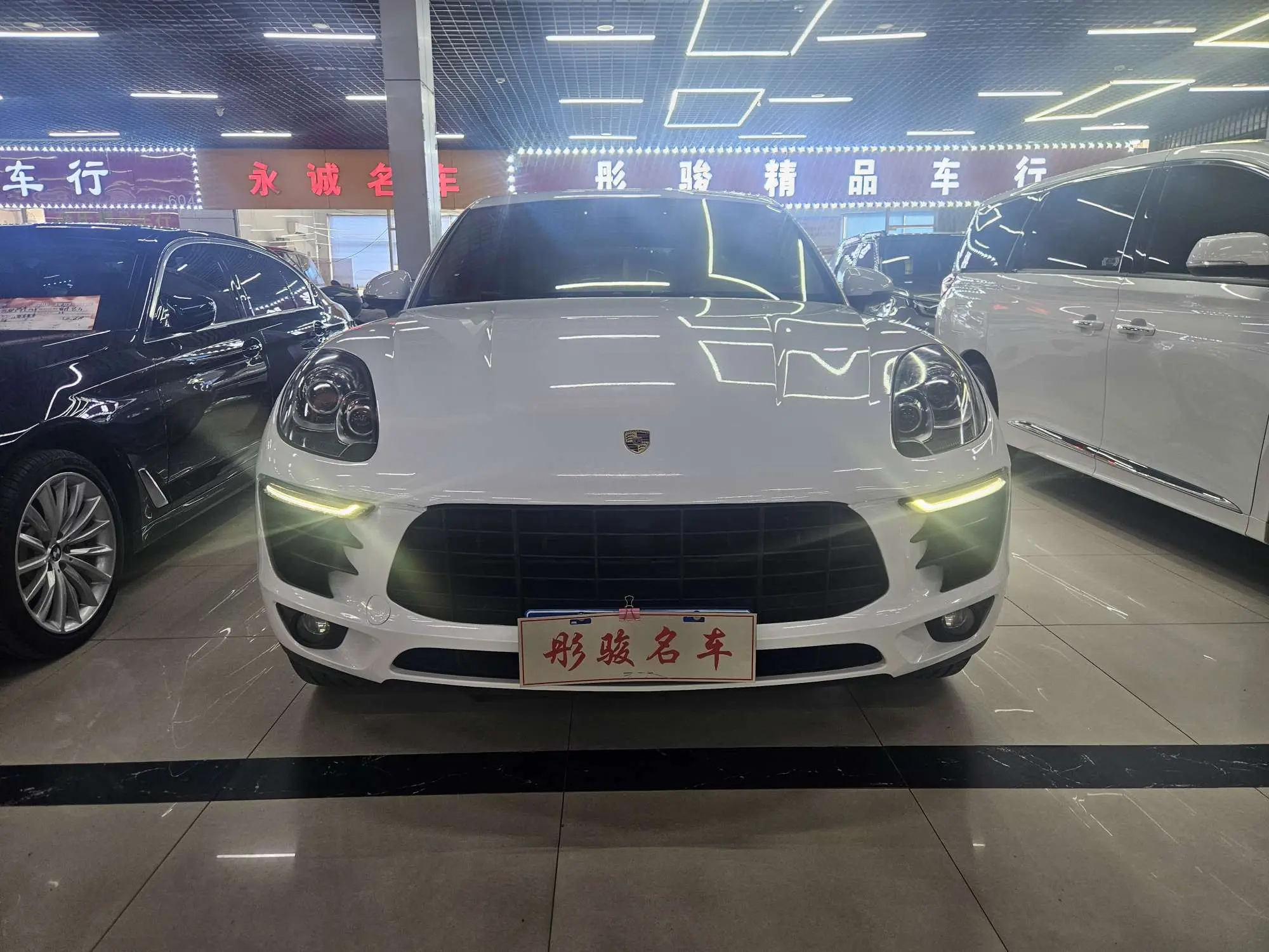 Porsche Macan  из Китая