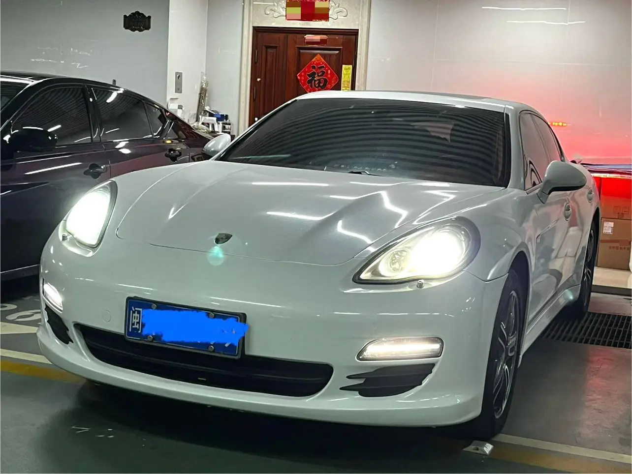 Porsche Panamera  из Китая