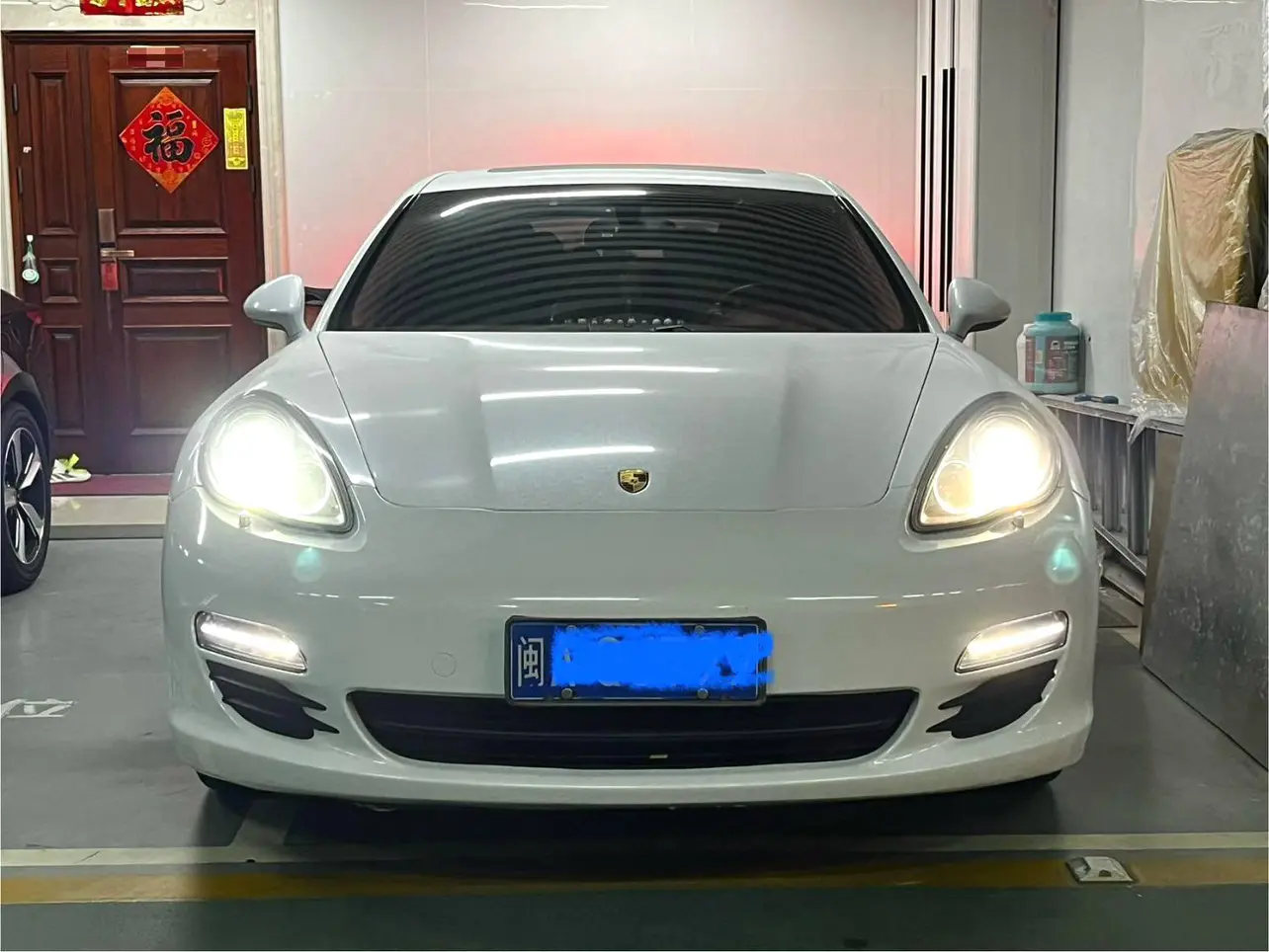 Porsche Panamera  из Китая