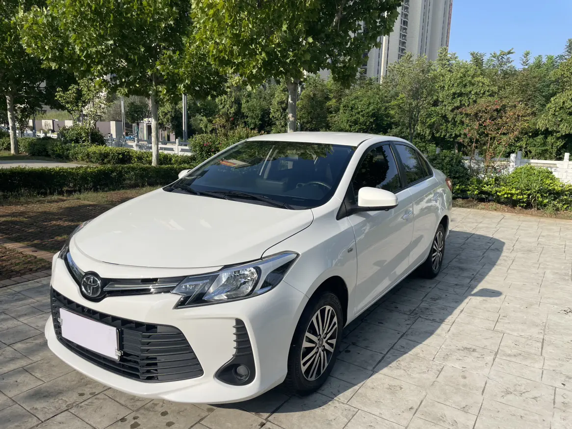 Toyota Vios  из Китая