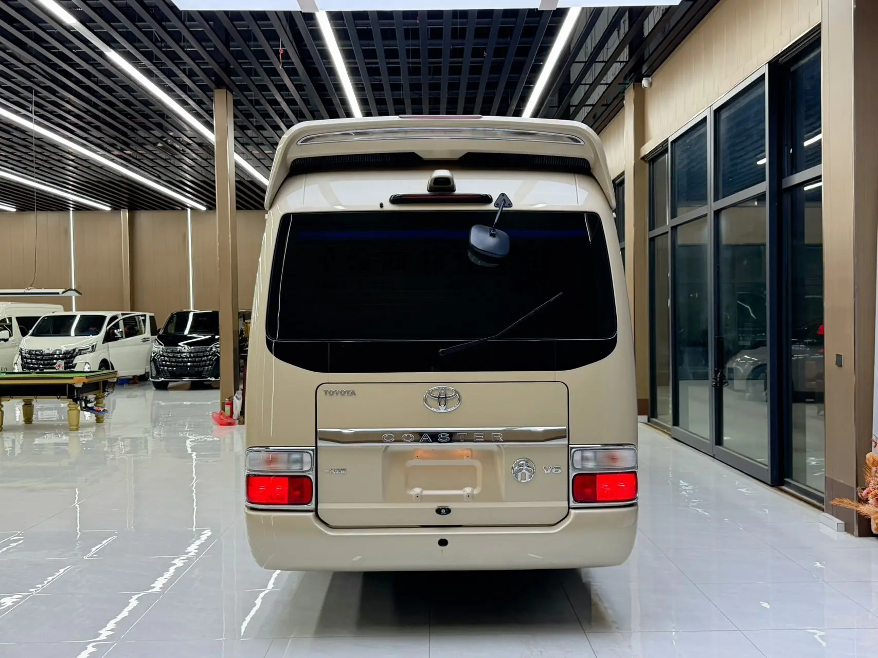 Toyota Costa