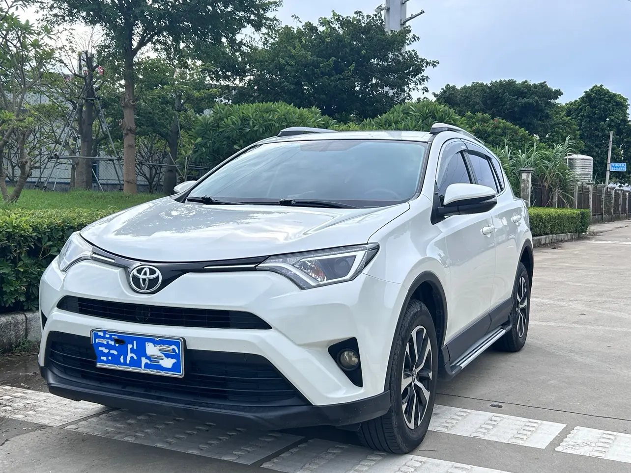 Toyota RAV4  из Китая