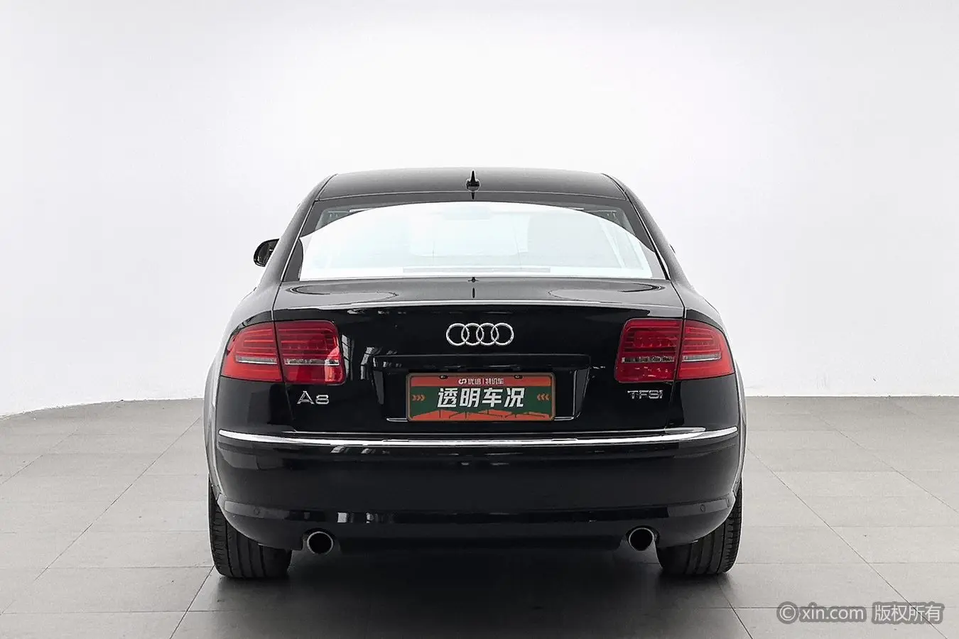 Audi A8  из Китая