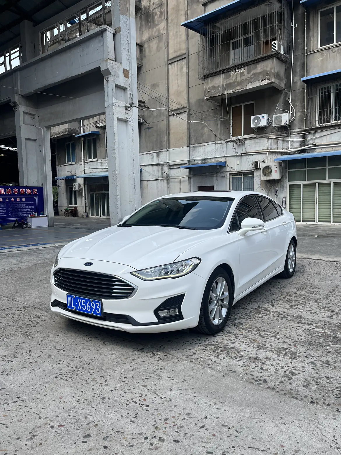Ford Mondeo
