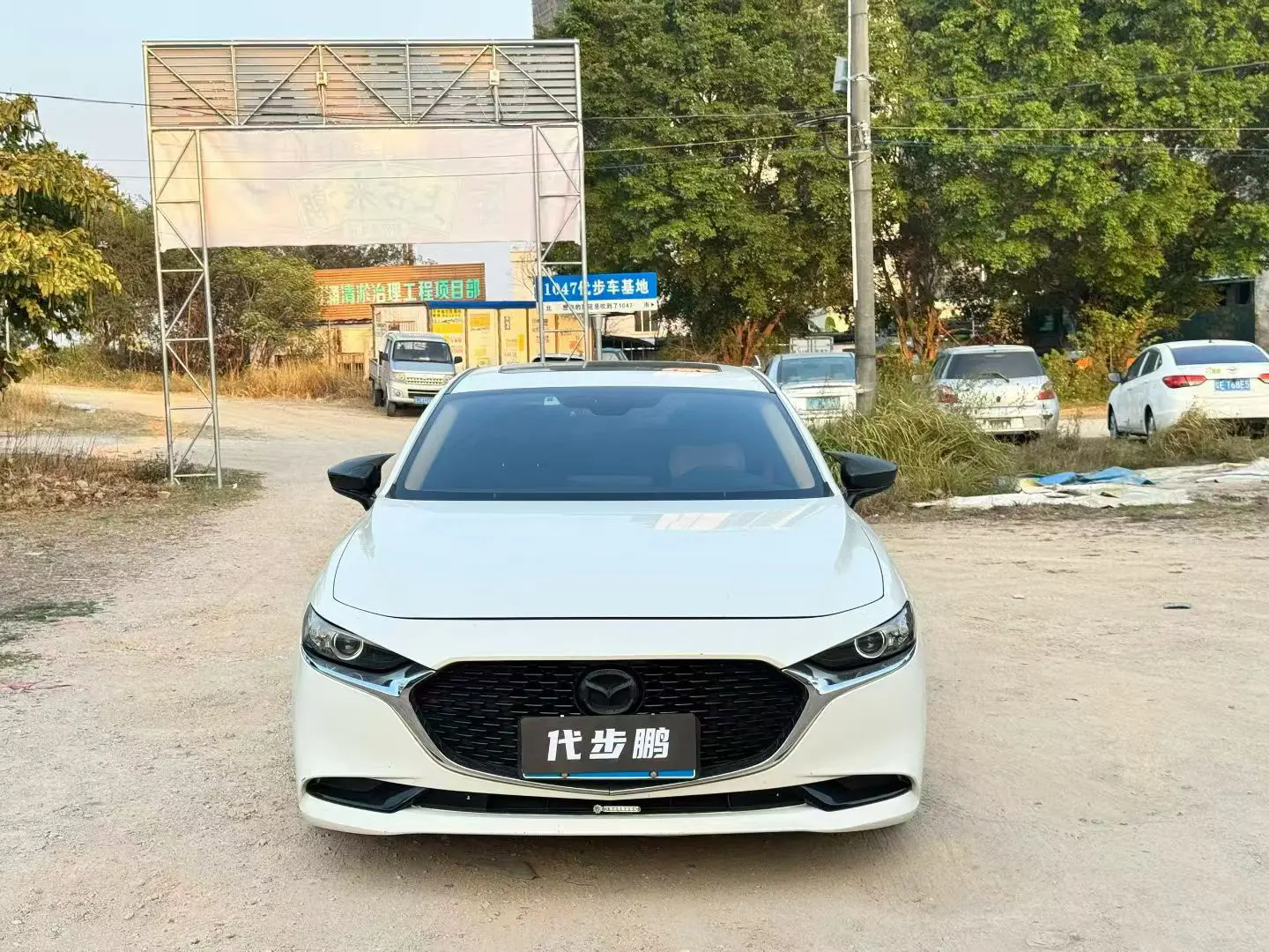 Mazda Axela (Mazda3)  из Китая