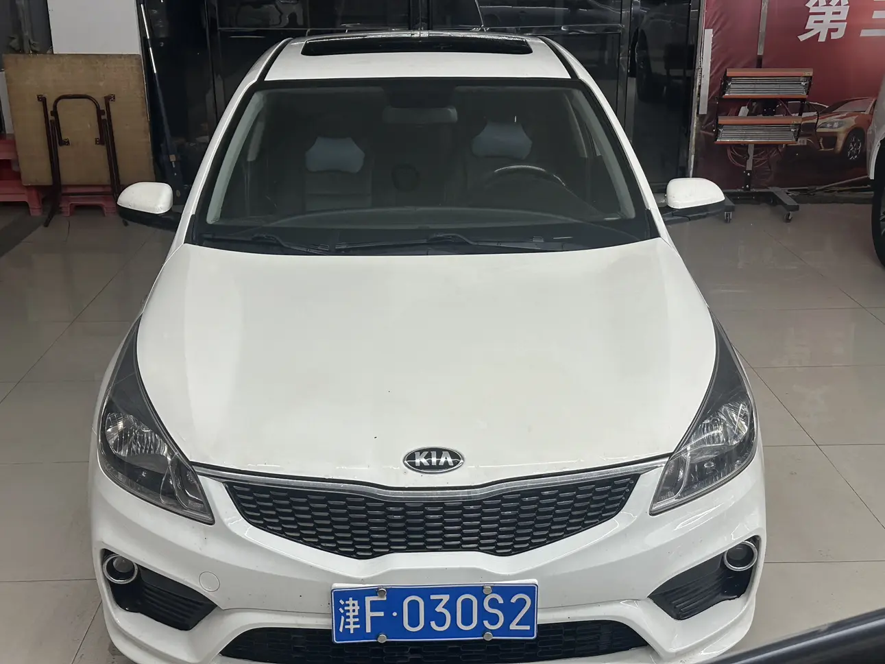 Kia K2  из Китая