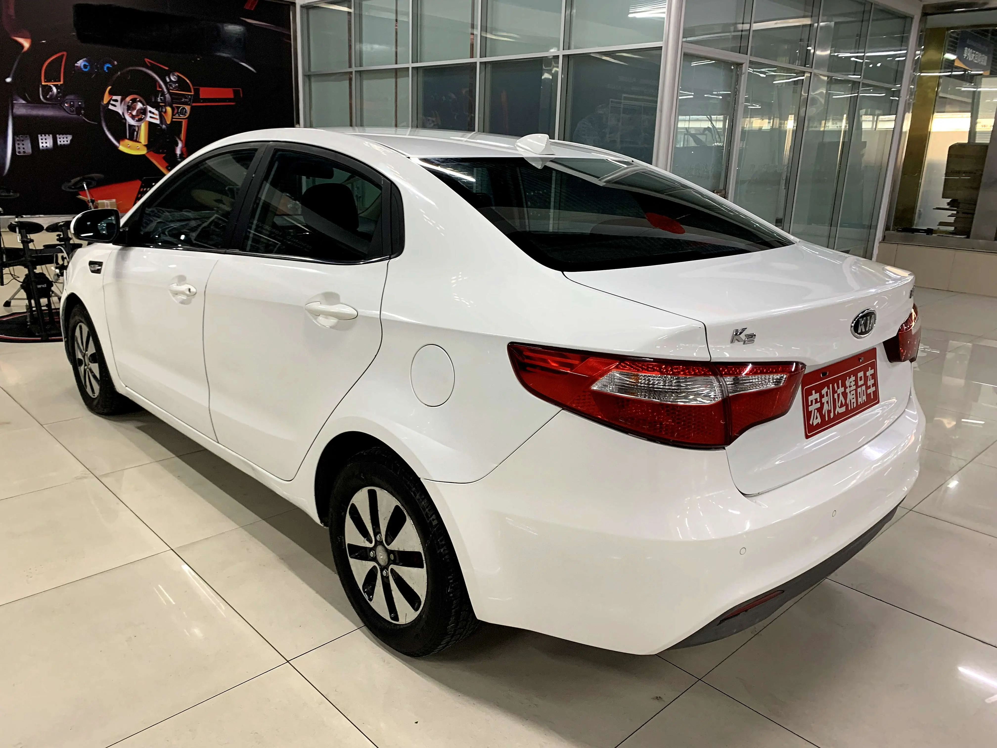 Kia K2  из Китая