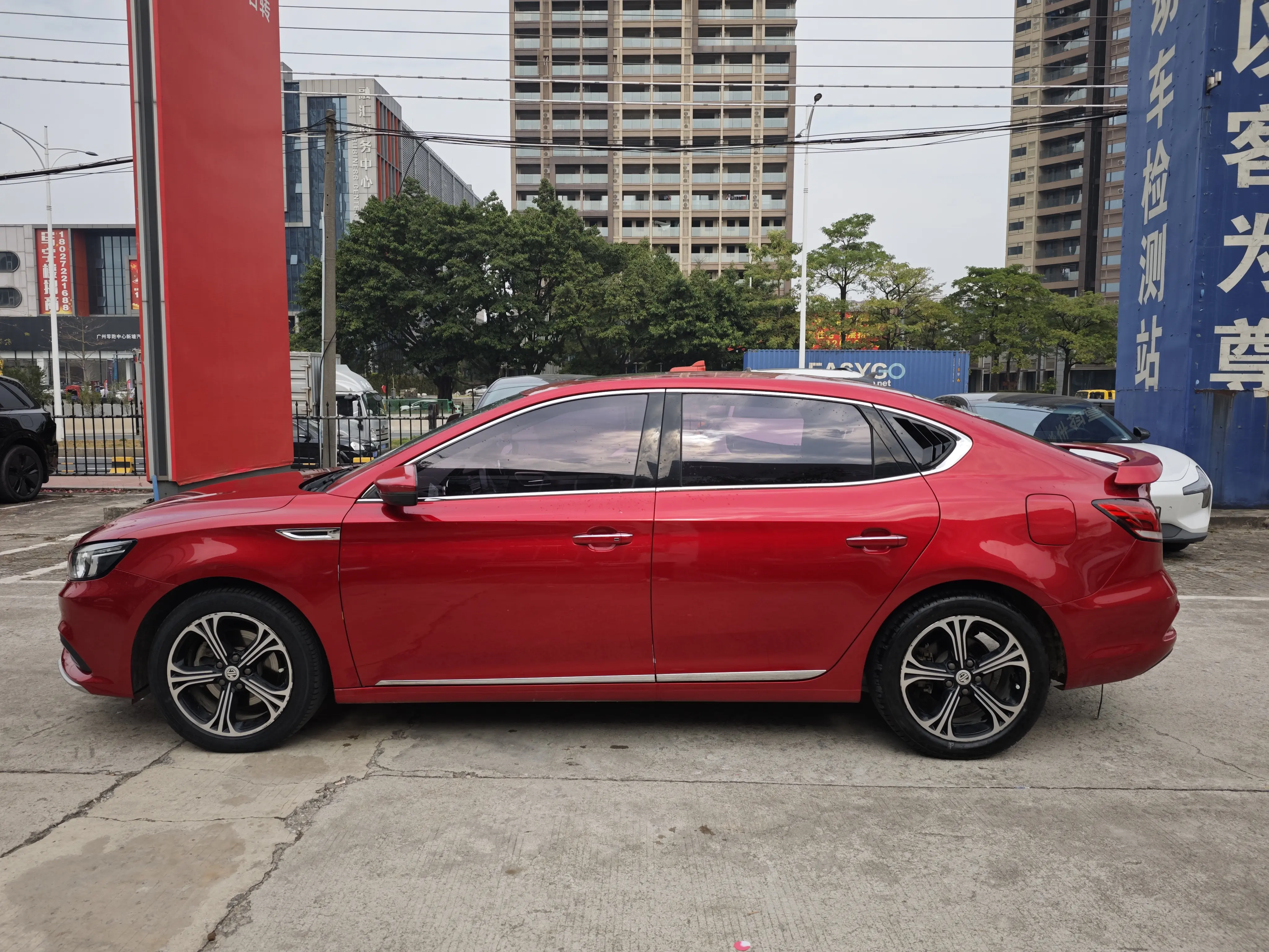 MG 6  из Китая