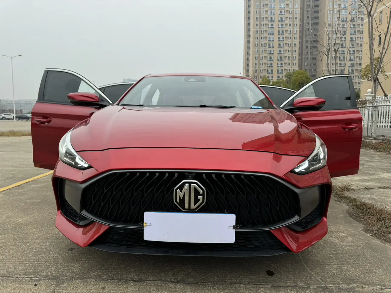 MG 5  из Китая