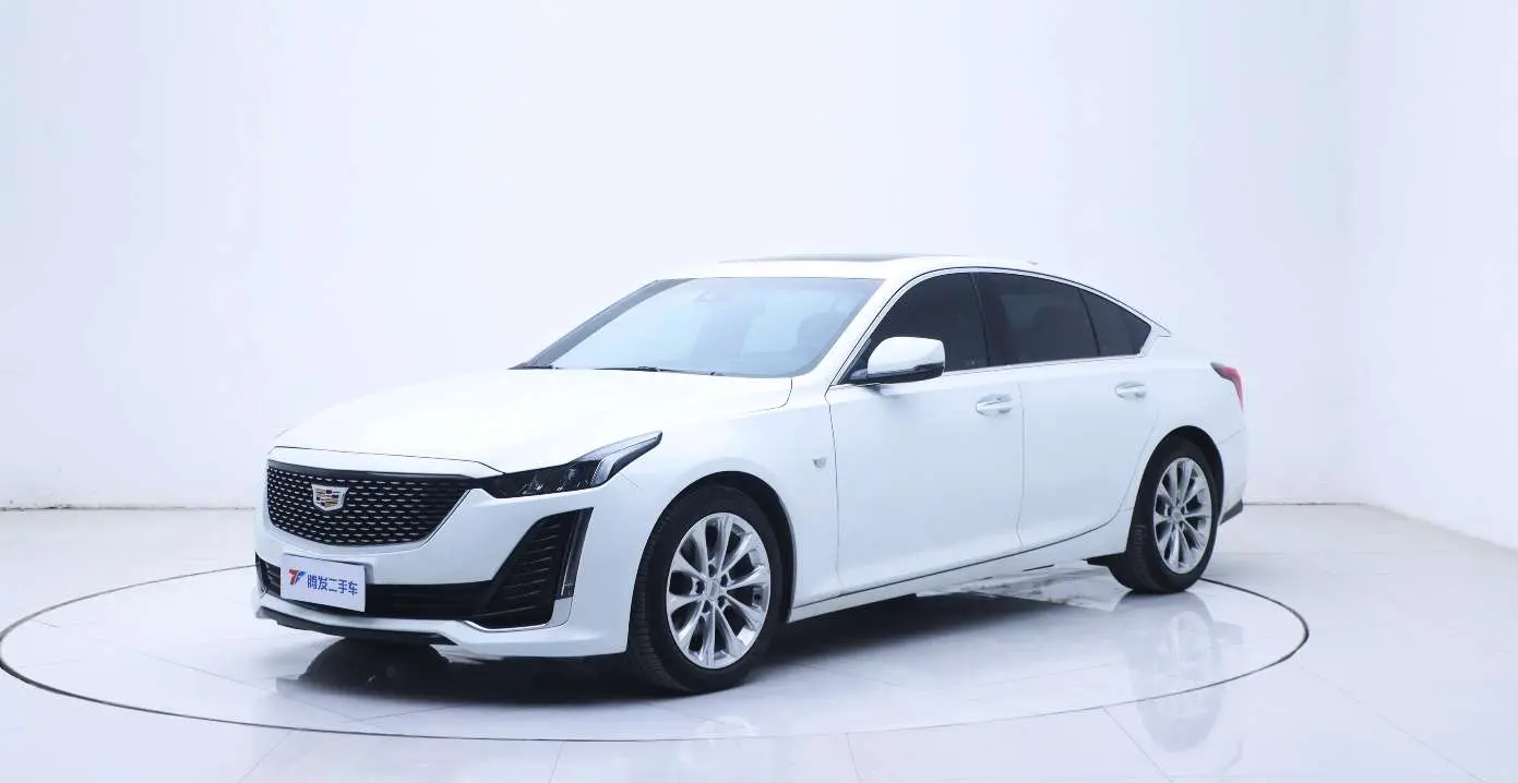 Cadillac CT5  из Китая