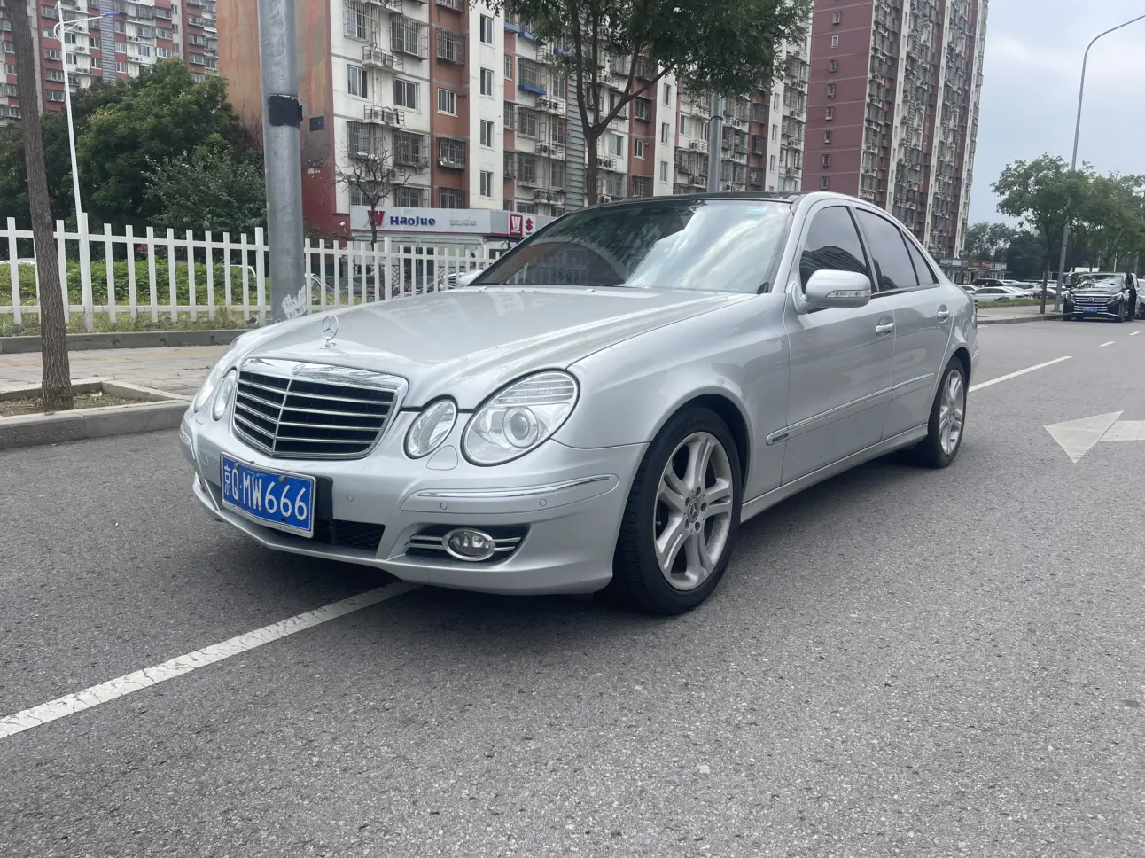 Mercedes-Benz E-Class  из Китая