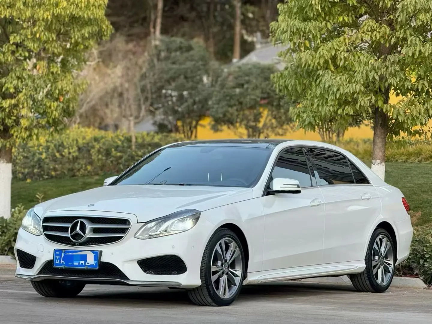 Mercedes-Benz E-Class  из Китая